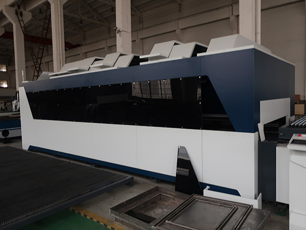 1000W CNC Fiber Laser Skurður Machine fyrir Metal Sheet